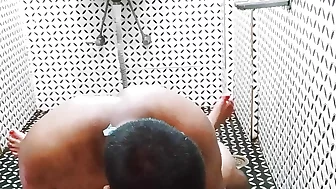 Married Indian Couple On Vacation Having Sex While Taking Shower In Desi Oyo Hotel - Hindi Audio