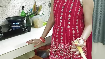 Dirty bhabhi devar ke sath sex kiya in  kitchen in Hindi audio