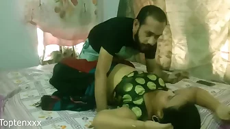 Sexy Bhabhi Ko Peheli Bar Choda: With Clear Hindi Audio