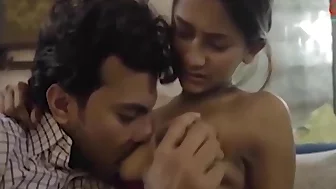 Devar Bhabhi - Bhabhi Ne Pialaya Devar Ko Apna Dhoodh