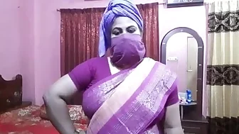 Desi aunty sex talk, Didi trains for sexy fucking