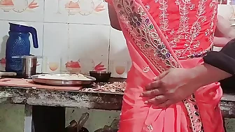 Kitchen me kam karate Samy bhabhi ko sahab ne chod diya hard fucking