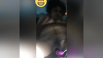 Today Exclusive- Horny Lankan Bhabhi Showing Her Boobs And Pussy To Lover On Video Call 5