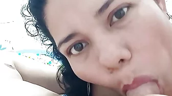 Girlfriend cumshot on teeth