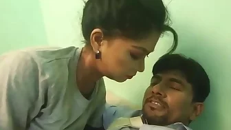 Indian Bhabhi In Fucked With Courier Rider In Morning
