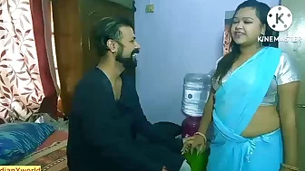 Desi kaamvali ko malik ne satisfied kiya