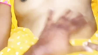 Desi Indian village wife fucking in yellow sari