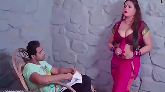 Sexy Sobha Bhabhi Ko Pair Uthakar Jabardast Choda