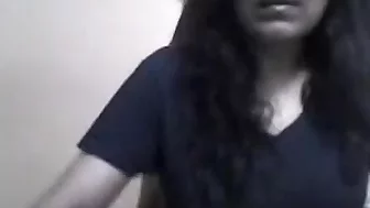 Mature Bhabhi Showing Off