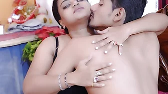 DESI BOY HARDCORE SEX WITH  FRIEND'S GIRLFRIEND ( UNCUT HINDI AUDIO )