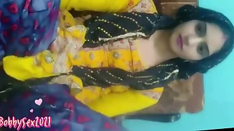 Bobby Bhabhi Was Fucked By Pizza Delivery Boy In Her House Behind Husband