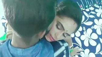 Desi Bengali boudi husband has hot sex, Chodai videos