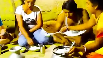 Ladki ko jungle me le jakar kari jamkar chudai